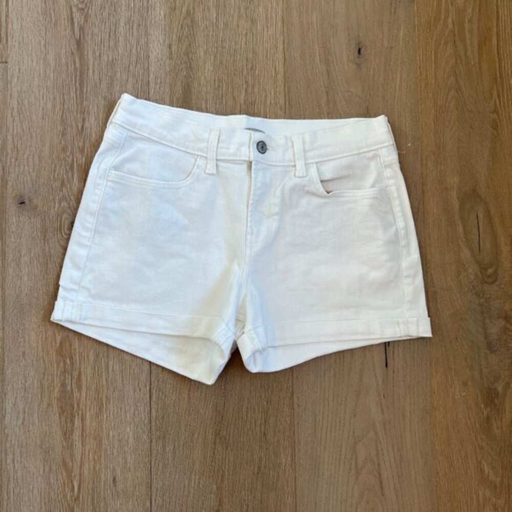 Old Navy White Shorts with Cuff Womens Size 6
